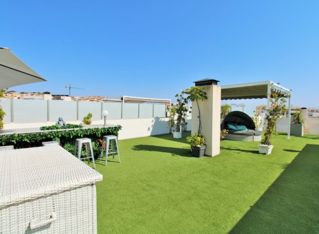 Reventa - Villa - Villamartin - Villamartín