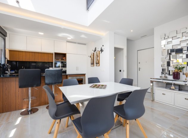 Resale - Villa * - Orihuela - Lomas de Cabo Roig