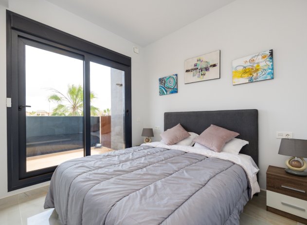 Resale - Villa * - Orihuela - Lomas de Cabo Roig