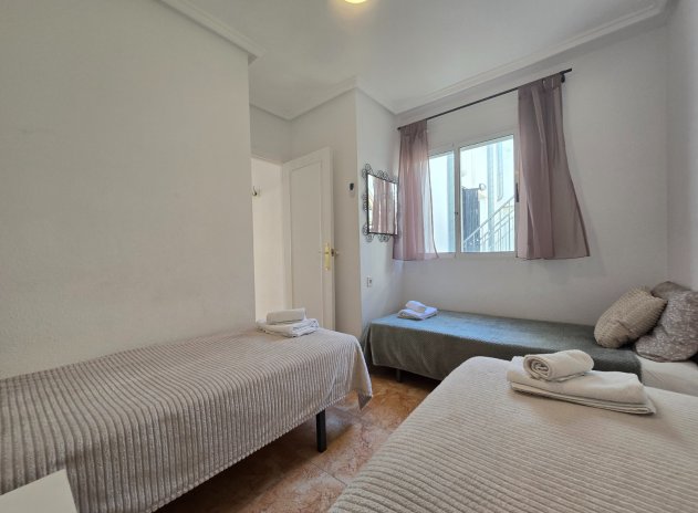 Herverkoop - Appartement - Torrevieja - El Limonar