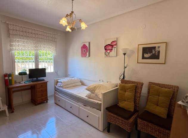 Wiederverkauf - Villa - Orihuela Costa