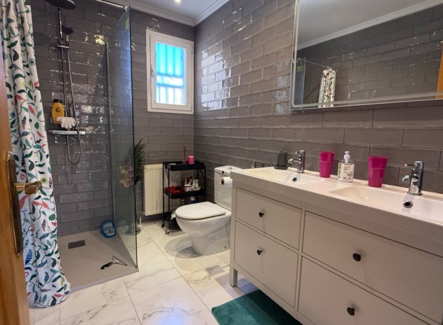 Wiederverkauf - Villa - Orihuela Costa