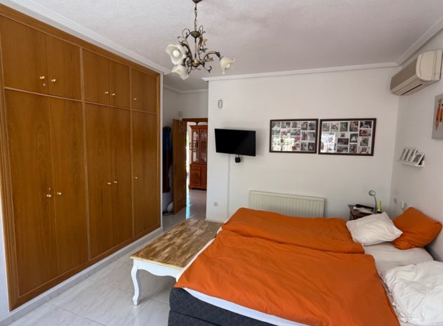 Wiederverkauf - Villa - Orihuela Costa