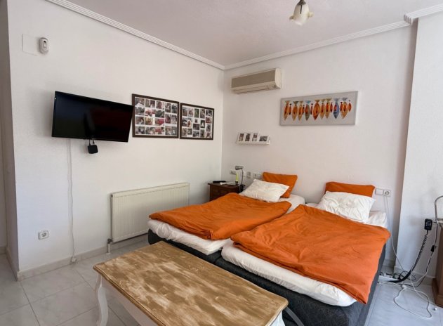 Wiederverkauf - Villa - Orihuela Costa