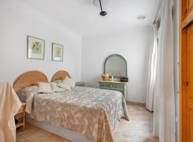 Resale - Apartment / Flat * - La Mata - Playa