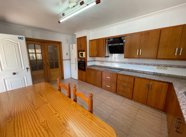 Resale - Villa * - Crevillente - Crevillente *