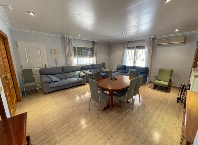 Resale - Villa * - Crevillente - Crevillente *