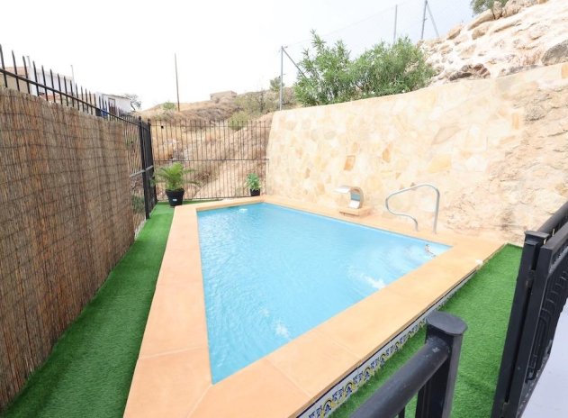 Reventa - Villa - Fortuna