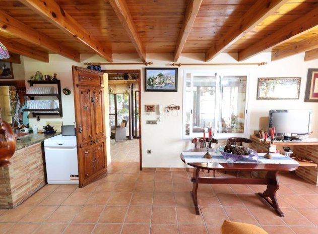 Herverkoop - Villa - Fortuna