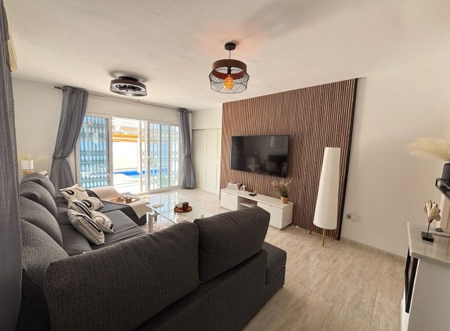 Revente - Villa - Villamartin - Villamartín