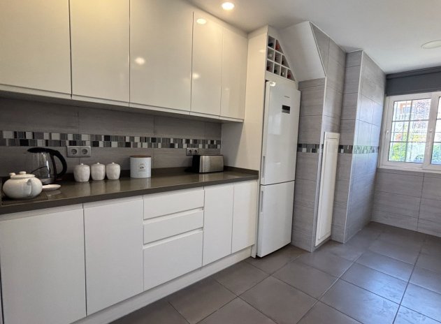 Revente - Villa - Villamartin - Villamartín