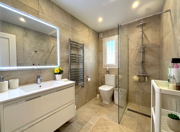 Revente - Villa - Villamartin - Villamartín