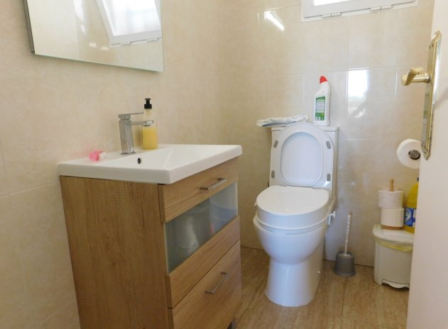 Herverkoop - Rijwoning - Torremendo