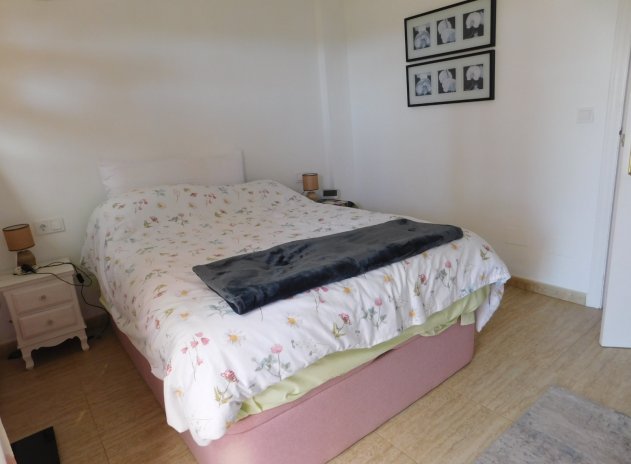 Herverkoop - Rijwoning - Torremendo