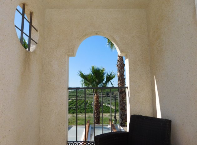 Herverkoop - Rijwoning - Torremendo