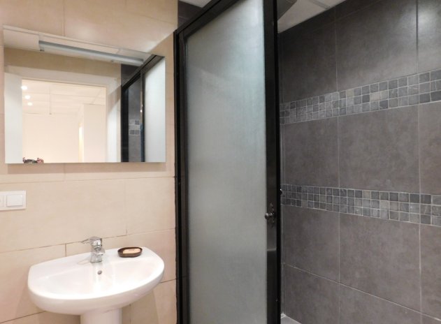 Herverkoop - Rijwoning - Torremendo