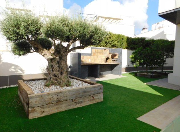 Resale - Villa * - San Miguel de Salinas - San Miguel de Salinas *