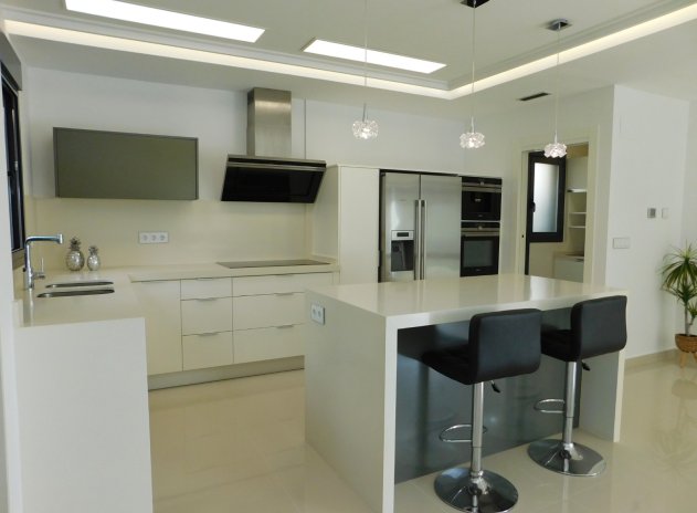 Resale - Villa * - San Miguel de Salinas - San Miguel de Salinas *