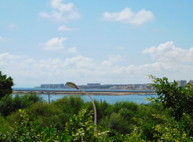 Resale - Apartment / Flat * - Torrevieja - Torrevieja *