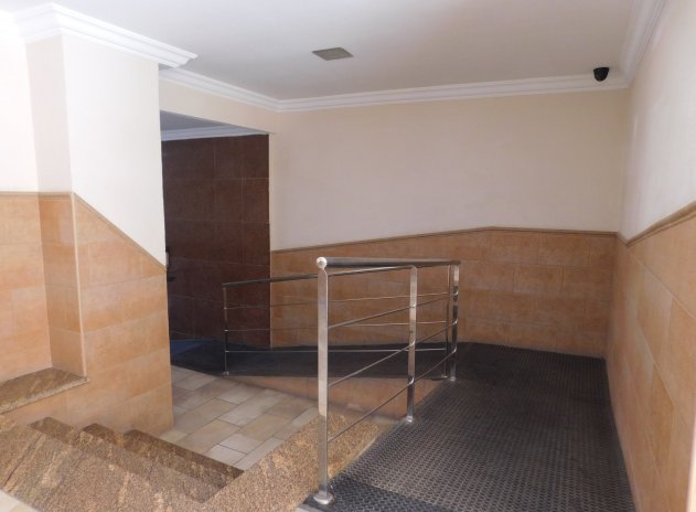 Resale - Apartment / Flat * - Torrevieja - Torrevieja *
