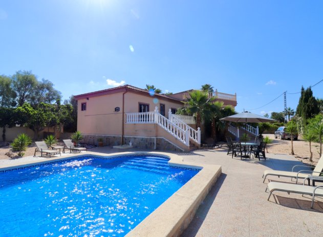 Herverkoop - Finca / Plattelands Woning - Catral