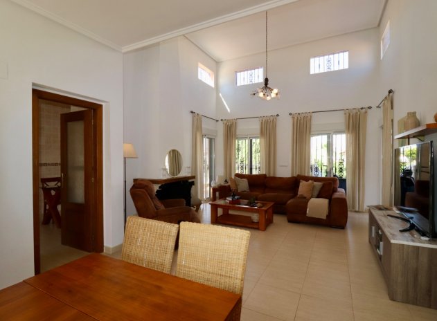 Herverkoop - Finca / Plattelands Woning - Catral