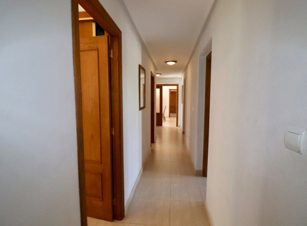 Herverkoop - Finca / Plattelands Woning - Catral