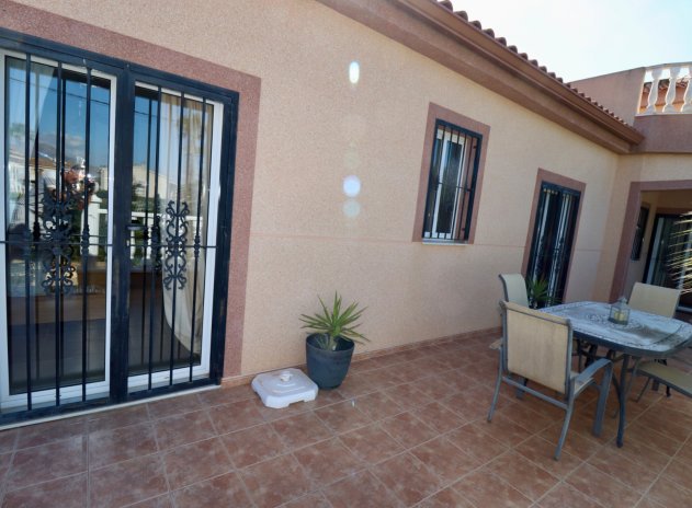 Herverkoop - Finca / Plattelands Woning - Catral