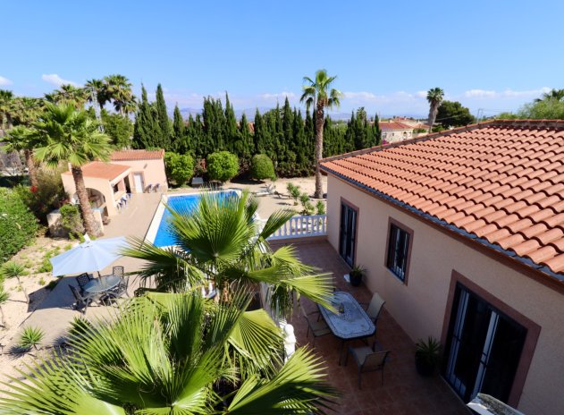 Herverkoop - Finca / Plattelands Woning - Catral