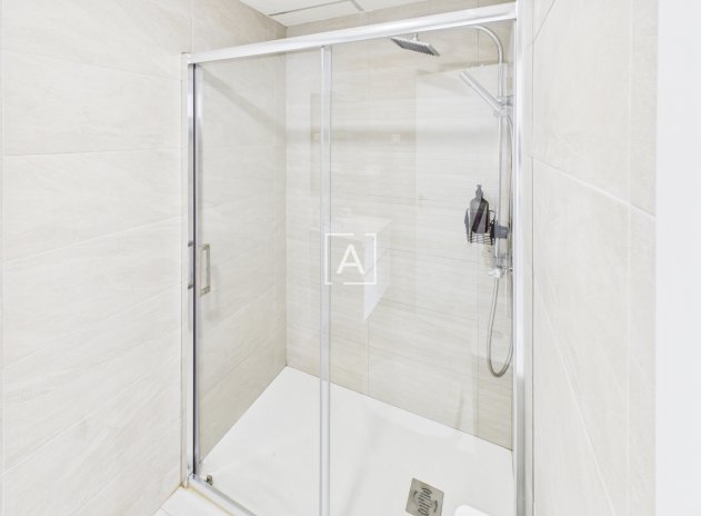 Revente - Maison mitoyenne - Pilar de la Horadada