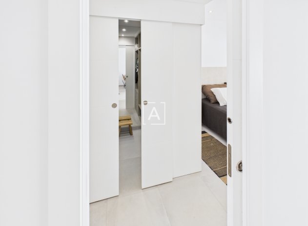 Revente - Maison mitoyenne - Pilar de la Horadada