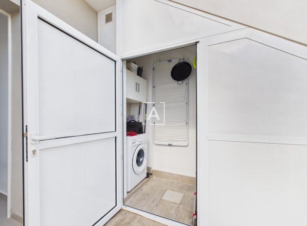 Revente - Maison mitoyenne - Pilar de la Horadada