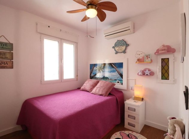 Herverkoop - Villa - Orihuela Costa - Montezenia