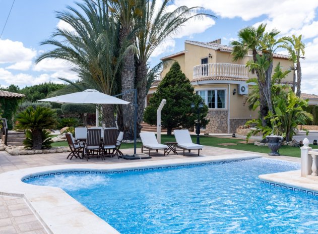 Wiederverkauf - Villa - San Vicente del Raspeig