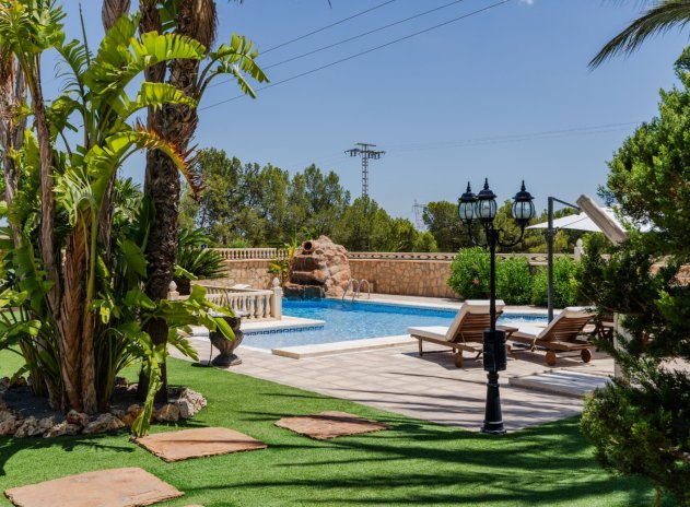 Wiederverkauf - Villa - San Vicente del Raspeig