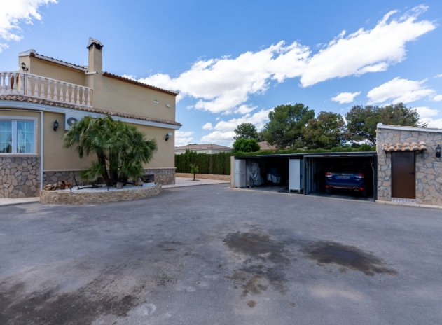 Wiederverkauf - Villa - San Vicente del Raspeig