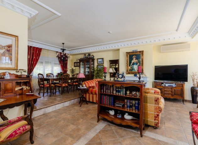 Wiederverkauf - Villa - San Vicente del Raspeig