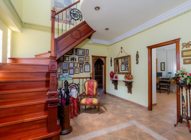 Wiederverkauf - Villa - San Vicente del Raspeig