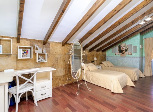 Wiederverkauf - Villa - San Vicente del Raspeig