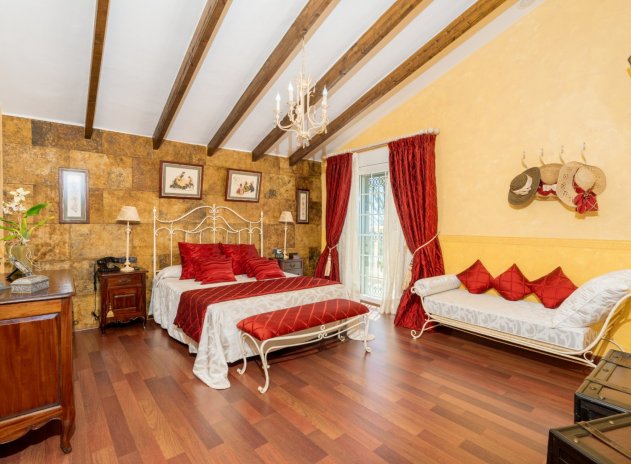 Wiederverkauf - Villa - San Vicente del Raspeig