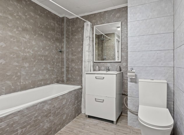 Reventa - Villa - Orihuela Costa - Playa Flamenca