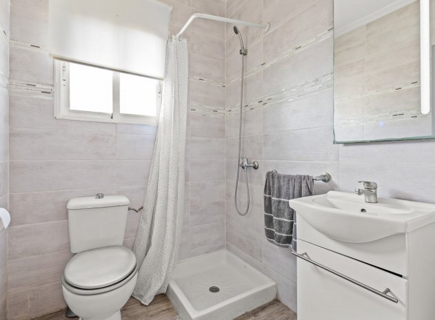 Reventa - Villa - Orihuela Costa - Playa Flamenca