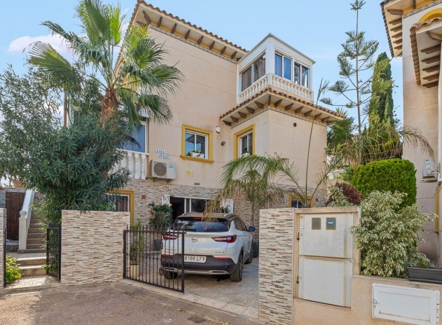 Reventa - Villa - Orihuela Costa - Playa Flamenca