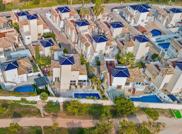 Reventa - Villa - Orihuela Costa - Playa Flamenca