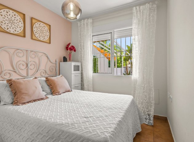 Revente - Villa - Torre de La Horadada - Pueblo Latino