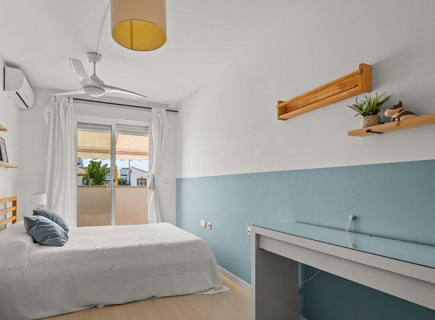 Revente - Villa - Torre de La Horadada - Pueblo Latino