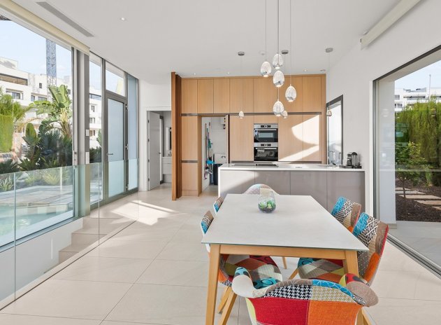 Herverkoop - Villa - Las Colinas Golf and Country Club - Las Colinas Golf Resort