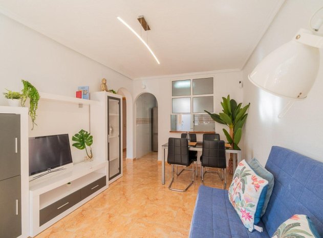 Reventa - Villa - Torrevieja - El Limonar