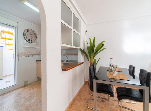 Reventa - Villa - Torrevieja - El Limonar