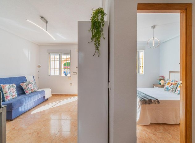 Reventa - Villa - Torrevieja - El Limonar